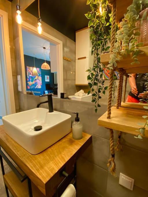 Apartament Smart Art :) Z Bezplatnym Parkingiem Podziemnym Kielce Zewnętrze zdjęcie