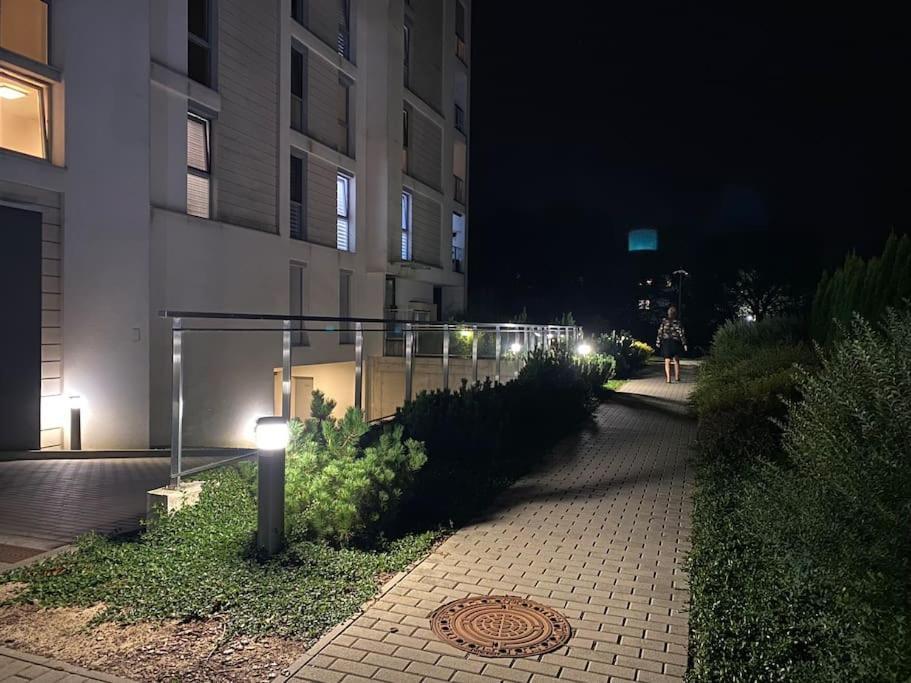 Apartament Smart Art :) Z Bezplatnym Parkingiem Podziemnym Kielce Zewnętrze zdjęcie